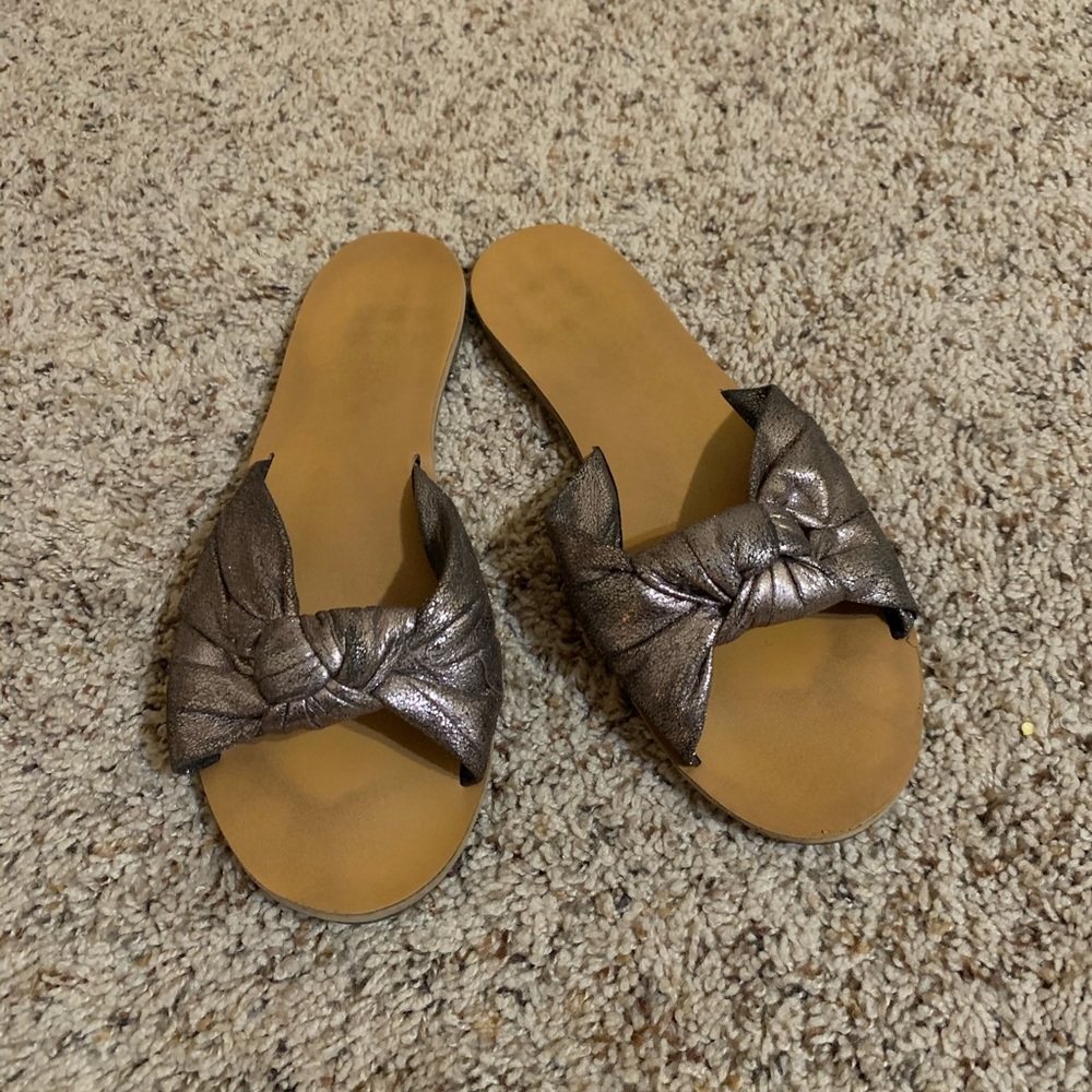 Knitted sandals